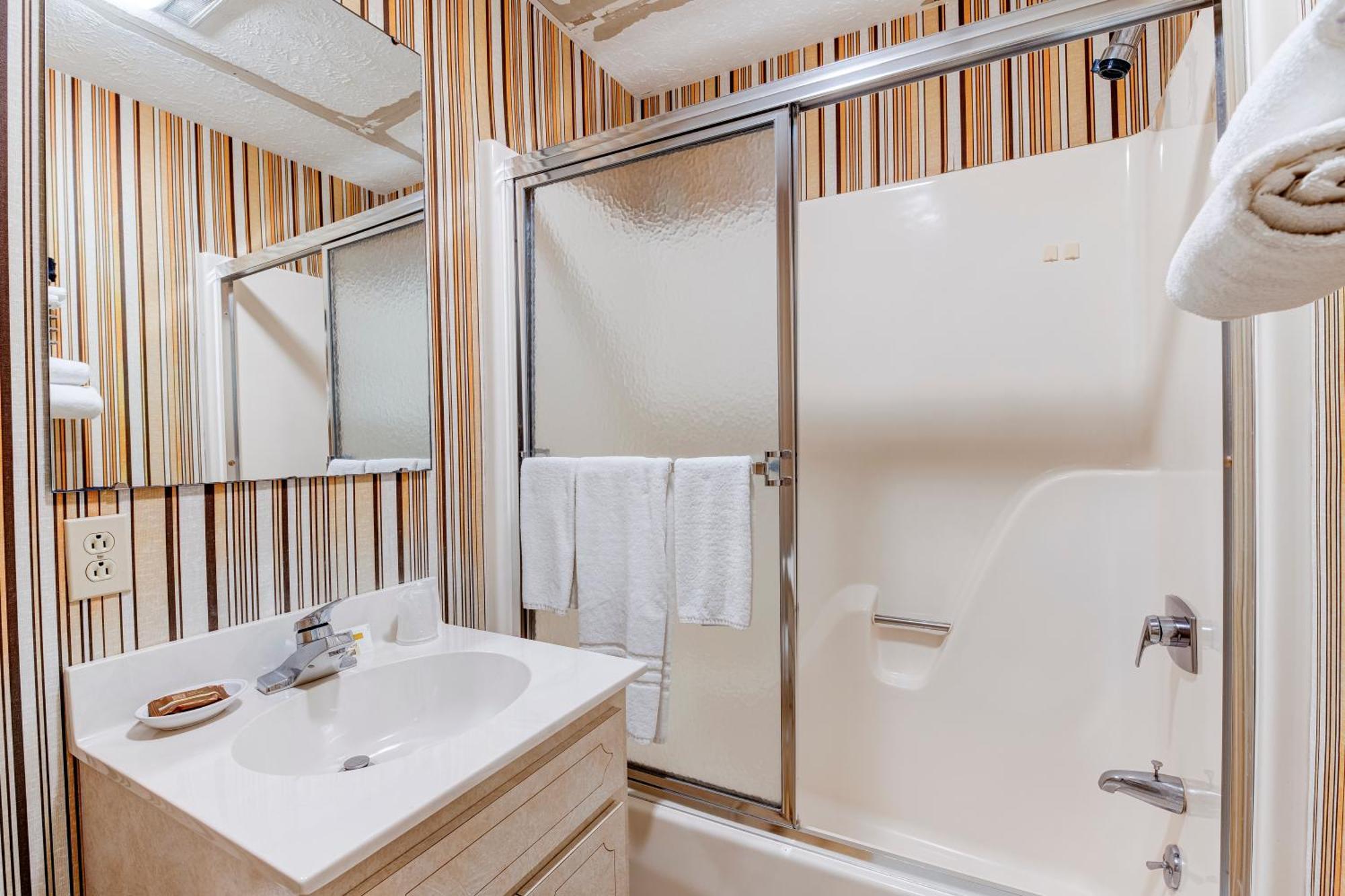 Lodge At Mount Mitchell Busick 外观 照片